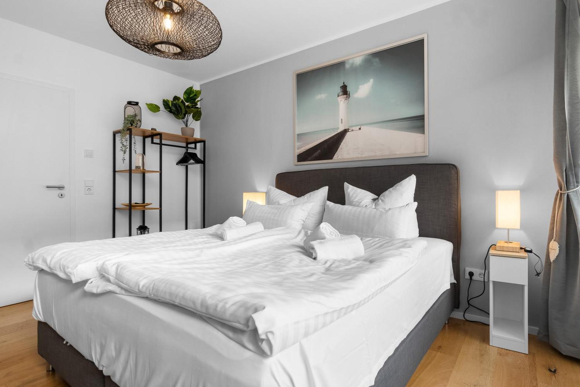 Tolles Design & Luxurioes, Super Komfortabel, 14 Min Koeln Zentrum *
