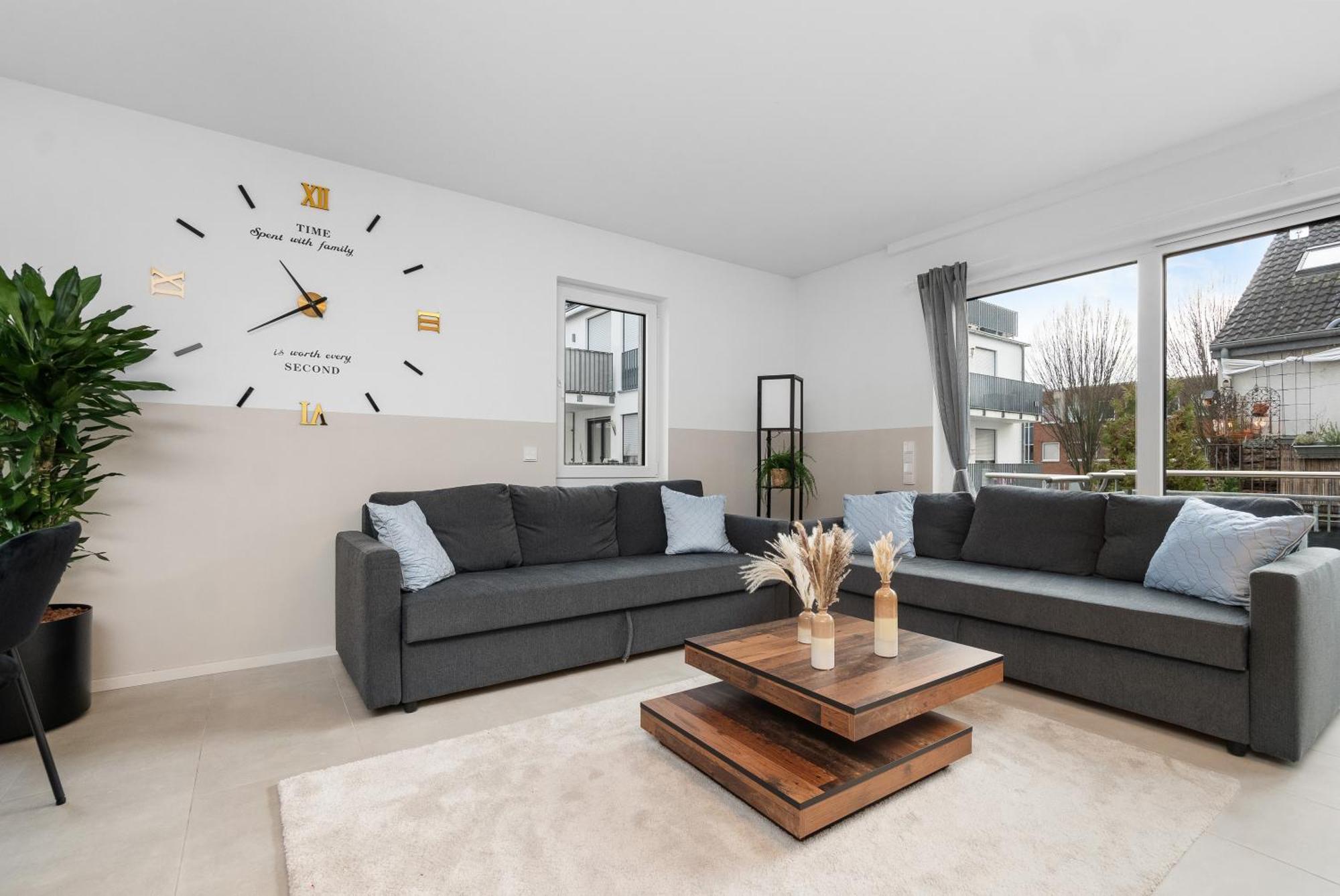 Apartment Tolles Design & Luxurioes, Super Komfortabel, 14 Min Koeln Zentrum Huerth